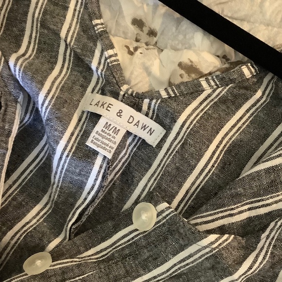 Lake & Dawn Striped Romper M - Picture 4 of 4